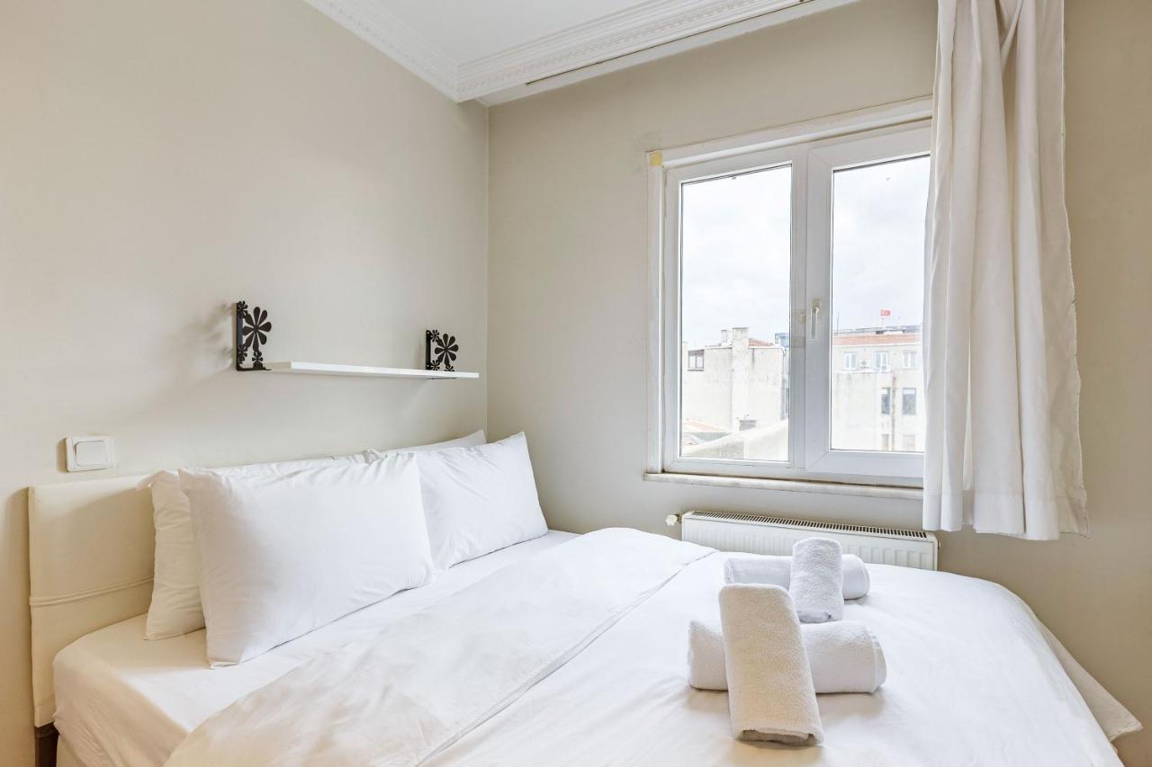 Taksim Rain Suite Istanbul Exterior photo