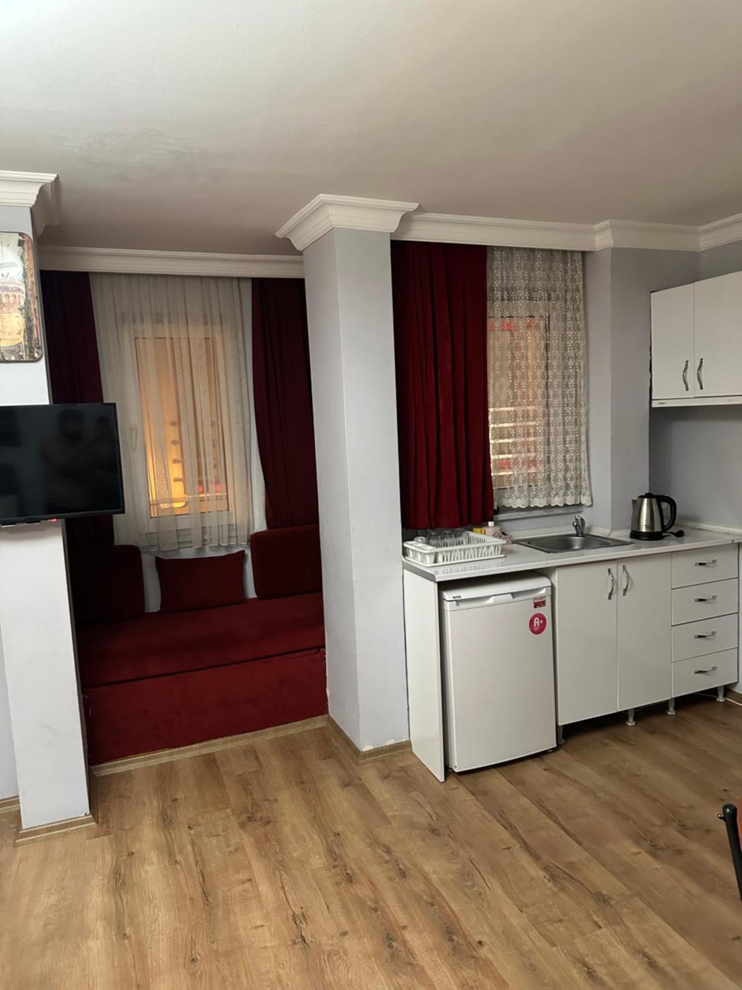 Taksim Rain Suite Istanbul Exterior photo